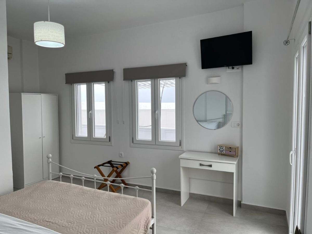Firaxenia Rooms Bagian luar foto