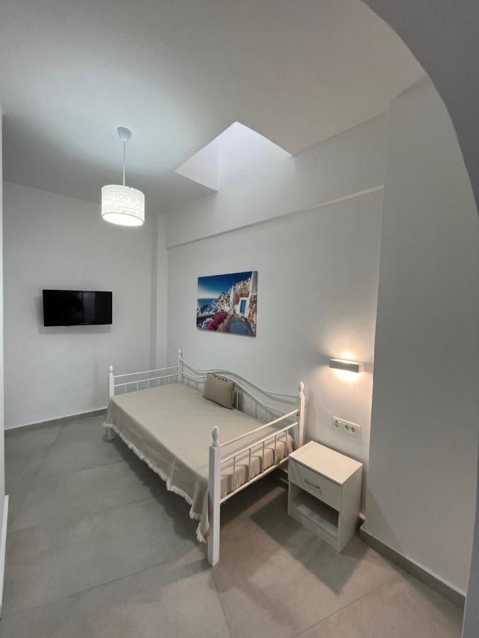 Firaxenia Rooms Bagian luar foto