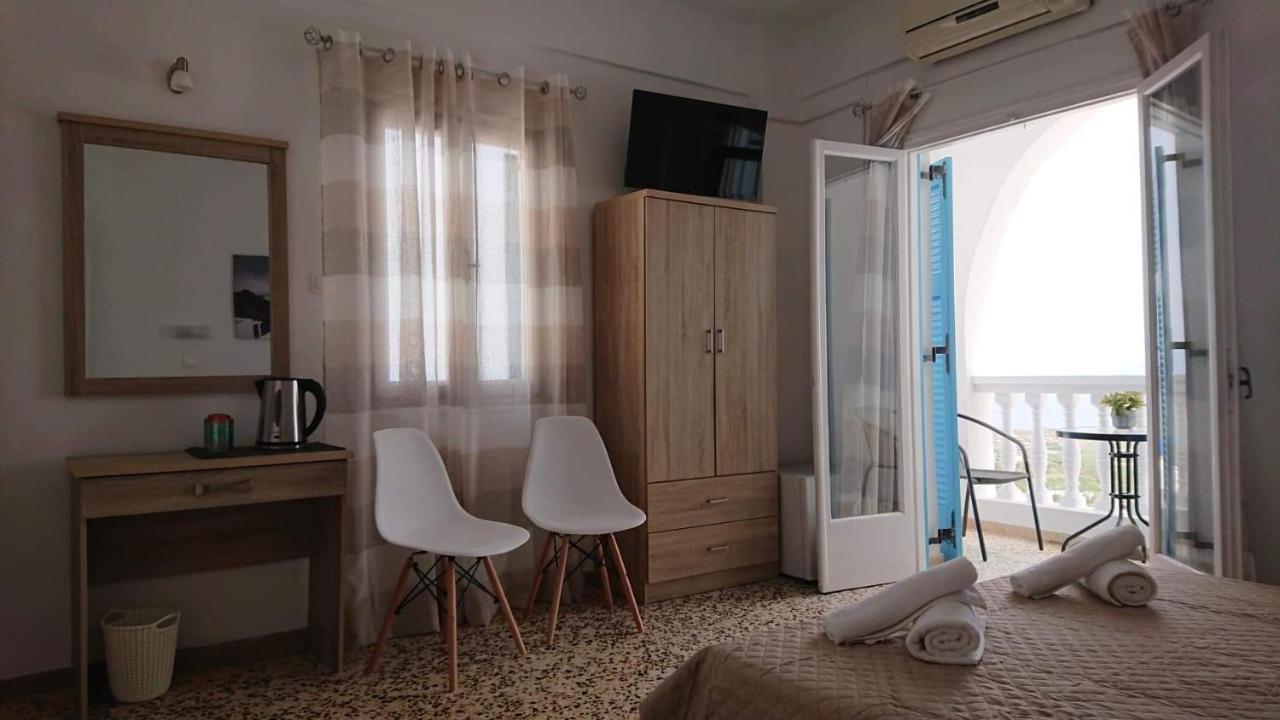 Firaxenia Rooms Bagian luar foto